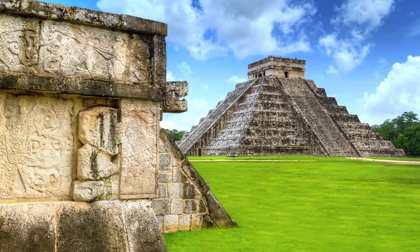 Quetzalcoatlova pyramida — Stock fotografie