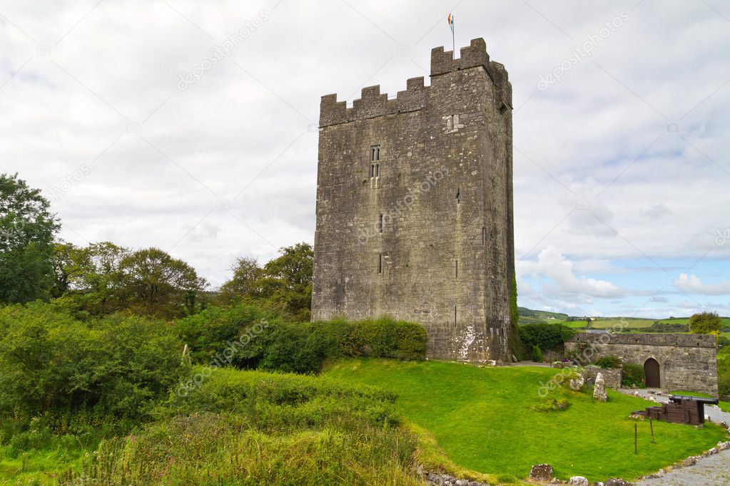 Dysert O'Dea Castle