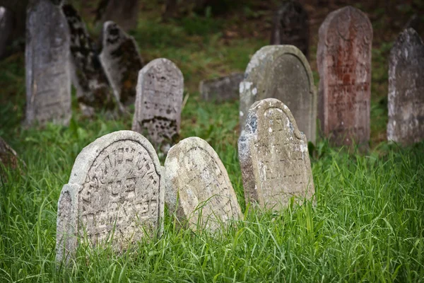 Antigo cemitério judeu, República Checa — Fotografia de Stock