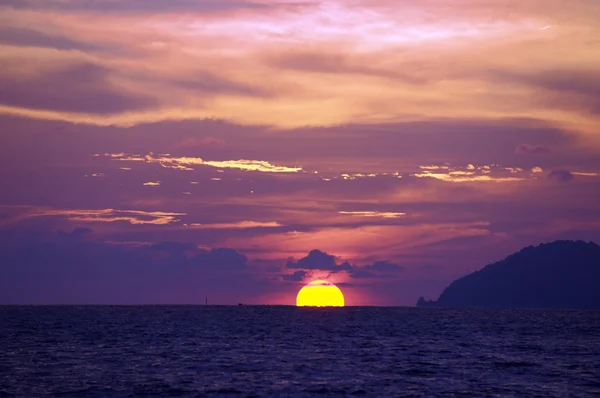 Sea sunset. Borneo. — Stock Photo, Image