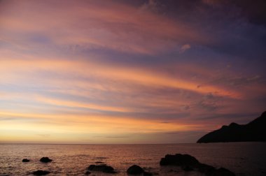 Deniz günbatımı. Borneo.