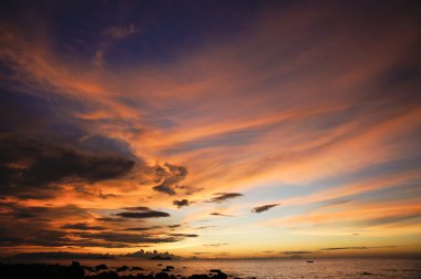 Deniz günbatımı. Borneo.