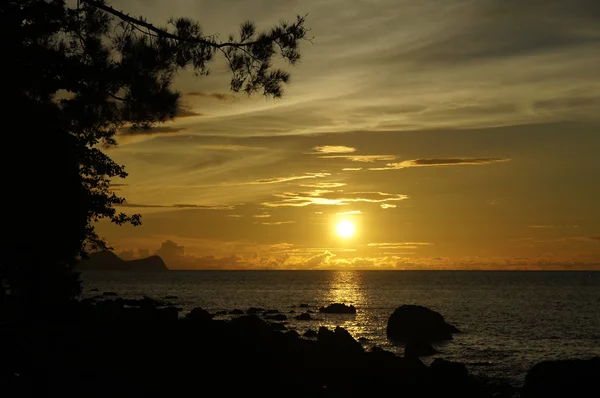 Puesta de sol. Borneo. . — Foto de Stock