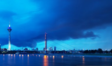 Dusseldorf Almanya panoramik görünüm