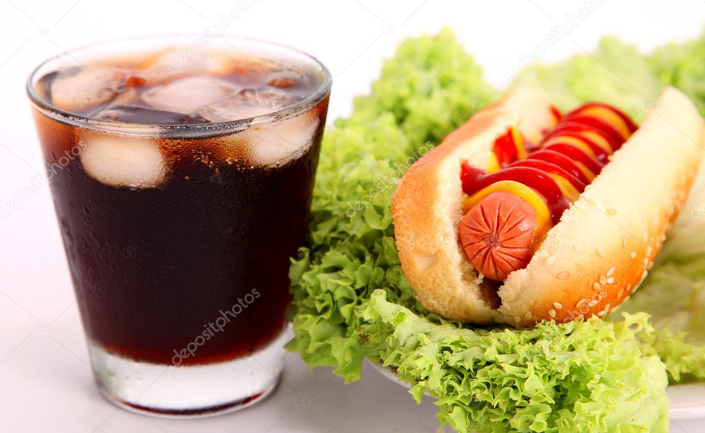 Hot dog and drink