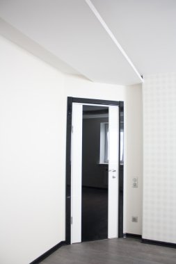 yeni düz siyah ve beyaz kapı