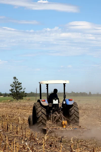 Zemědělský traktor — Stock fotografie