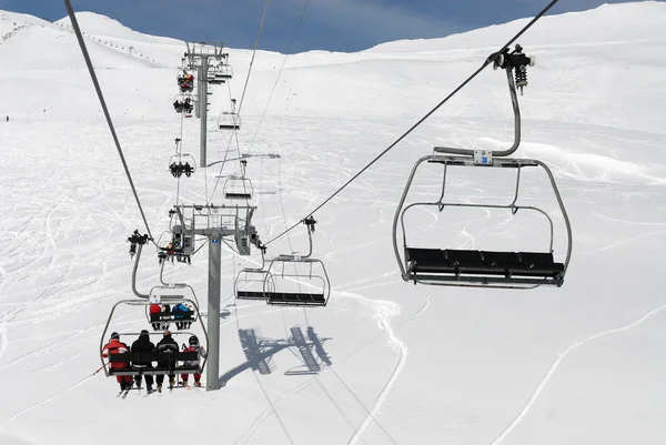 Chairlift mountain — Stock Photo, Image