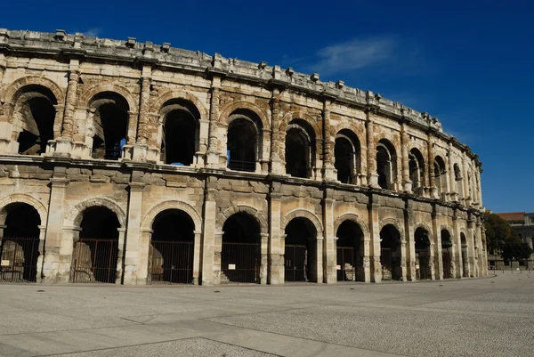 Römische arena in nimes france — Stockfoto
