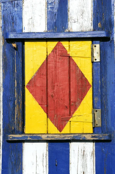 塗られた木製の窓 — ストック写真