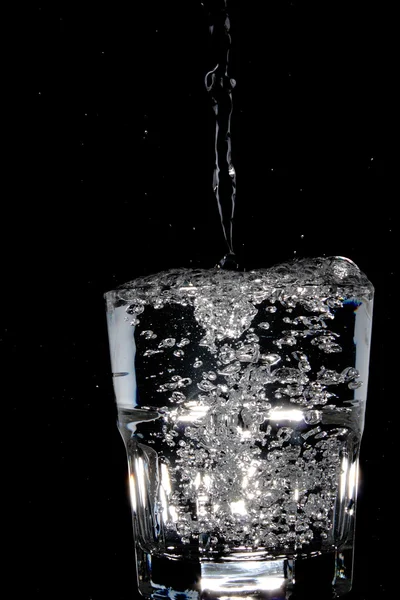 Sticlă cu apă — Fotografie, imagine de stoc