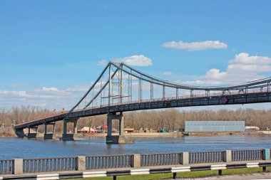 Kiev'de köprü