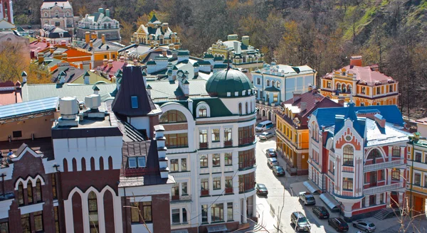 Beautiufl farbige Gebäude in Kiev — Stockfoto