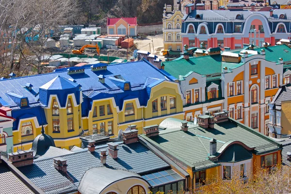 Beautiufl кольорові будинків у Києві — стокове фото