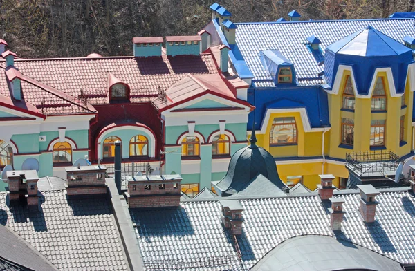 Beautiufl farbige Gebäude in Kiev — Stockfoto
