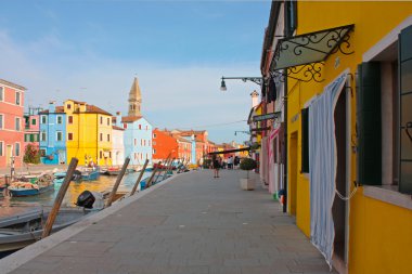 İtalya Burano renkli şehir