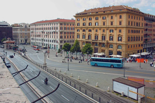 Widok placu piazza del Popolo w Rzymie — Zdjęcie stockowe