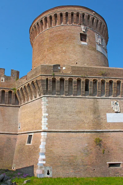 Giulius ii κάστρο πύργος — Φωτογραφία Αρχείου