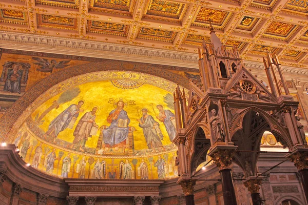 罗马教皇的圣徒保罗的大教堂 — 图库照片