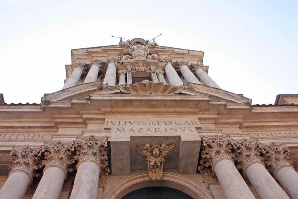 Санта Марія ін Trevio церква — стокове фото