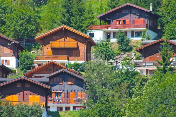 Wieś w Szwajcarii — Zdjęcie stockowe