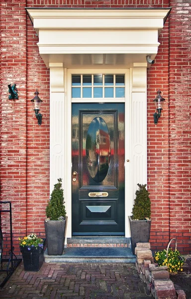 Tipikus holland bejárati ajtó — Stock Fotó
