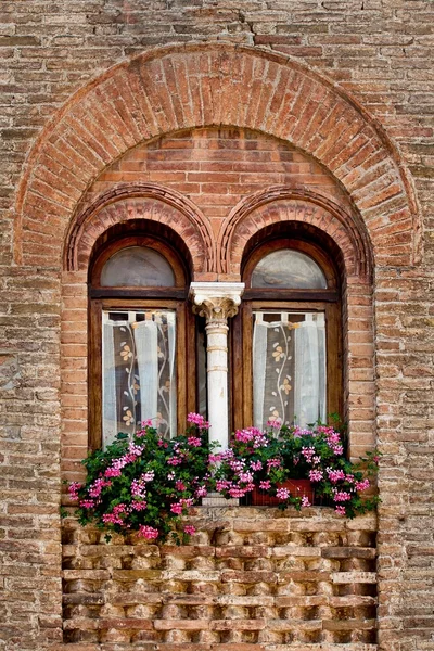 Pintoresco rincón de la Toscana —  Fotos de Stock