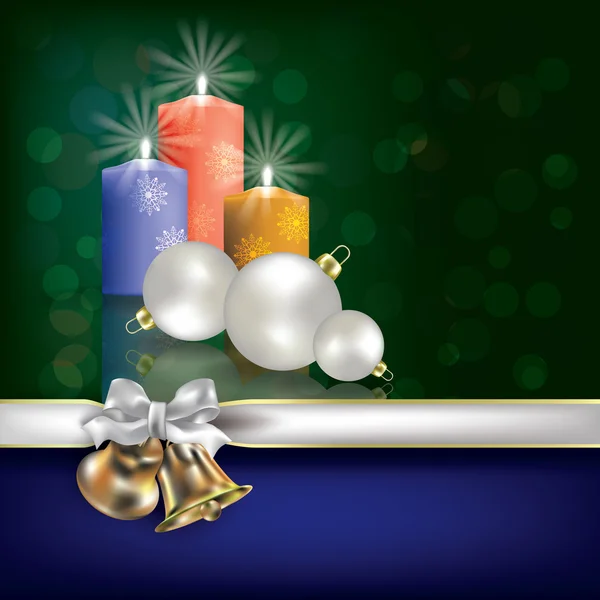 Saluto verde natalizio con candele e nastri regalo — Vettoriale Stock