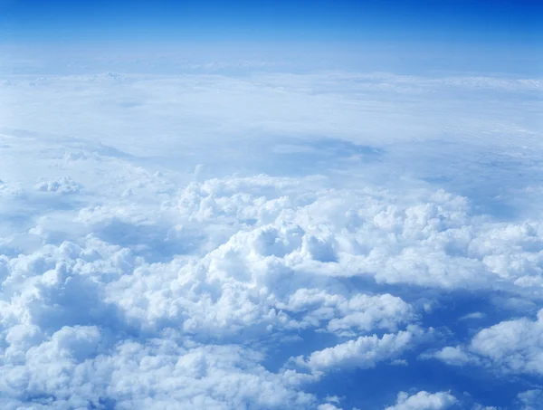Sfeer - lucht en de wolken. — Stockfoto