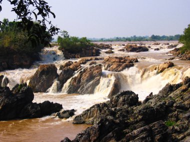 Mekhong rapids at Don Det Laos clipart