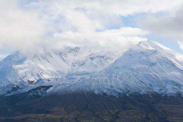 Ледниковая вершина горы Святой Елены — стоковое фото