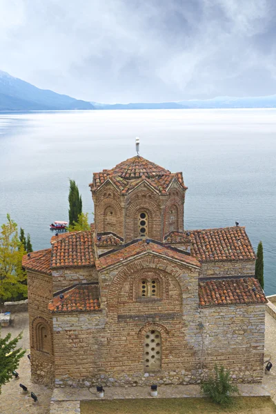 Церковь Святого Иоанна Канео на Охридском озере — стоковое фото