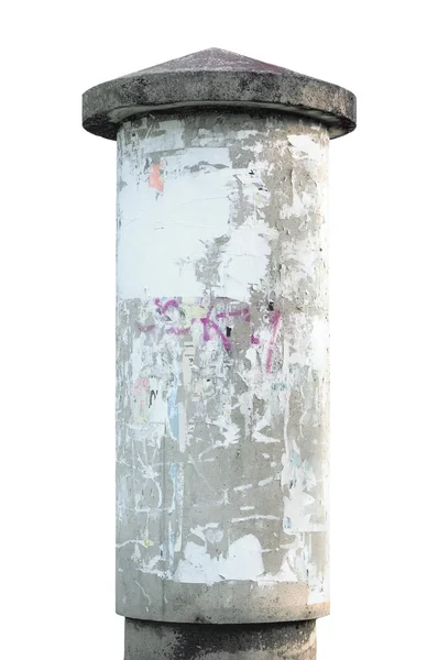 Гранжевый бетонный рекламный столб изолирован на белом — стоковое фото