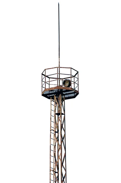 Grunge arrugginito industriale faro torre di illuminazione palo isolato — Foto Stock