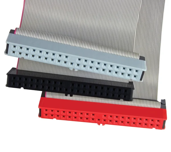 Steckverbinder und Flachbandkabel für Festplatte am PC — Stockfoto