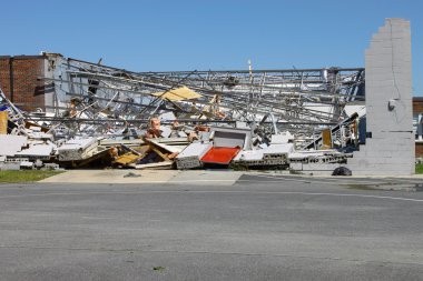 Tornado damage clipart