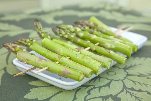 Asparagus on skewers — Stock Photo, Image