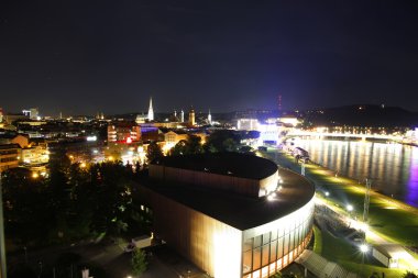 Linz by night clipart