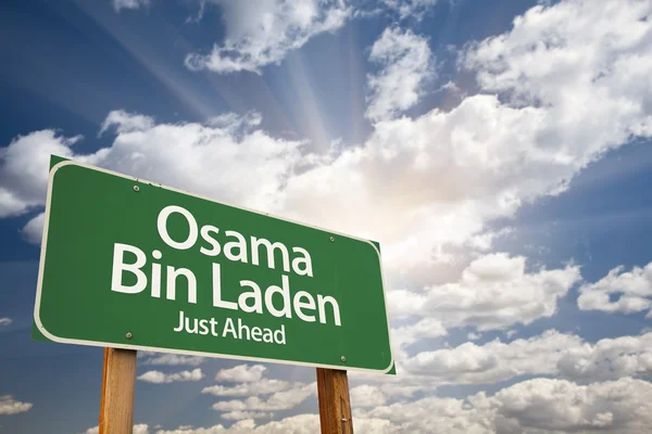 Osama bin Laden grünes Verkehrsschild — Stockfoto