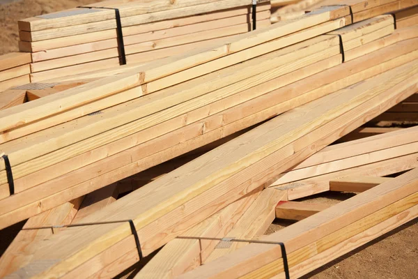 Abstrakt konstruktion trä stack — Stockfoto