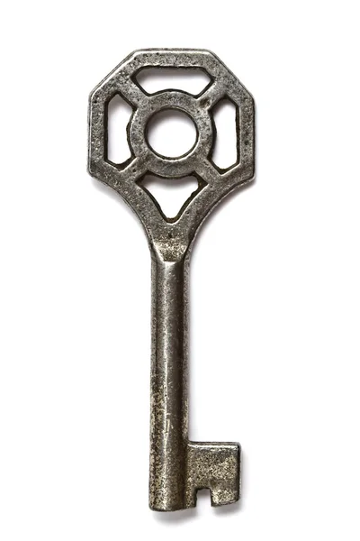 Eski anahtar üzerinde beyaz izole — Stok fotoğraf