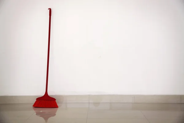 Red broom — Stock Photo, Image