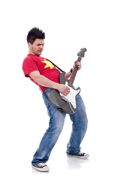 Παθιασμένος κιθαρίστας παίζει — Φωτογραφία Αρχείου