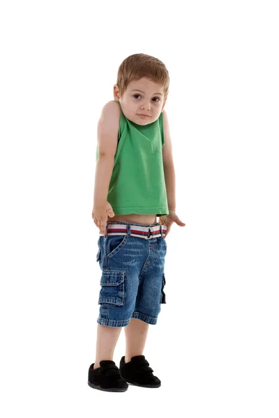 Verward kleine jongen zijn schouders opheffen — Stockfoto