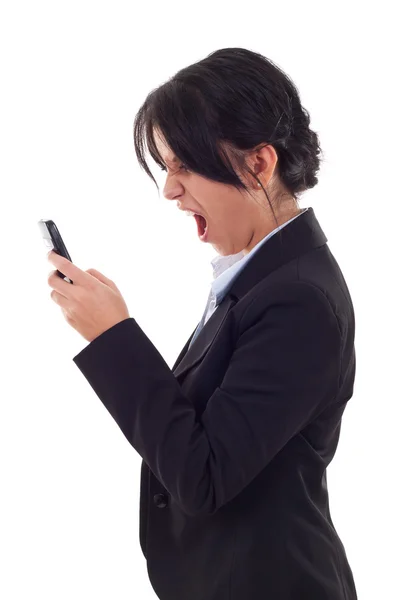 Zakenvrouw schreeuwen naar een mobiel — Stockfoto