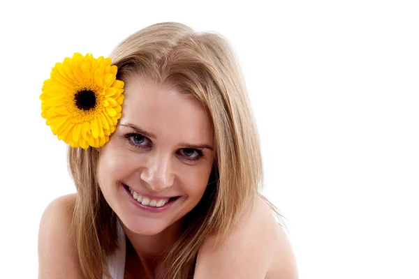 Woman portrait with flower on head — Stock Photo, Image