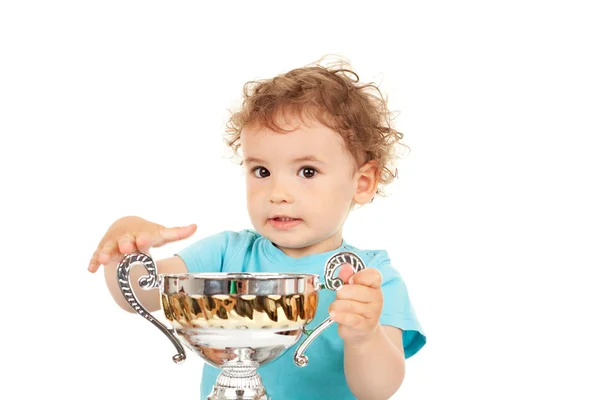Mały chłopiec z Złoty Puchar — Zdjęcie stockowe