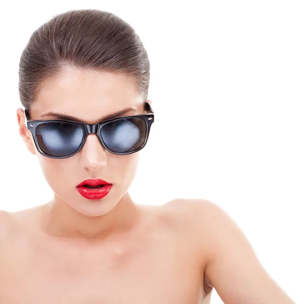 Žena nosí sluneční brýle — Stock fotografie