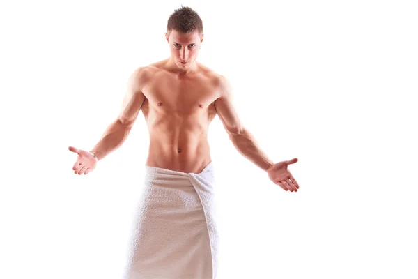 Homem muscular em toalha . — Fotografia de Stock