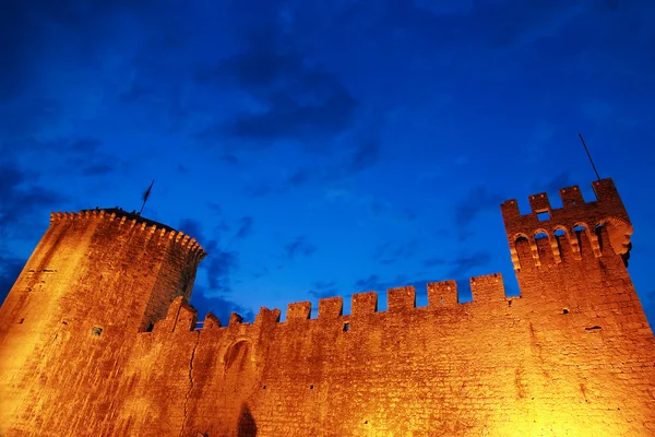 Velho castelo em Trogir — Fotografia de Stock